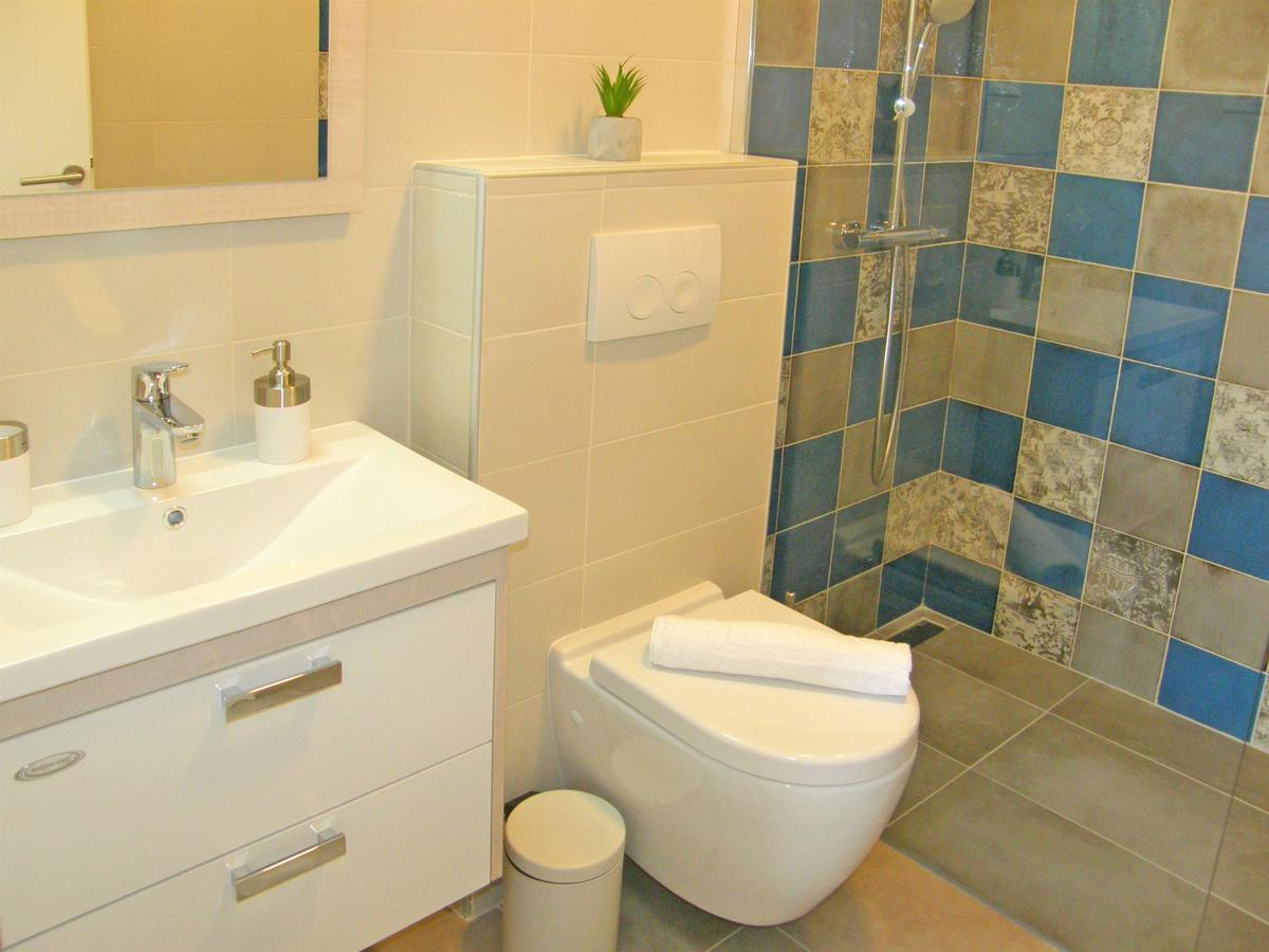 Apartments Mare พรีมอชเตน ภายนอก รูปภาพ